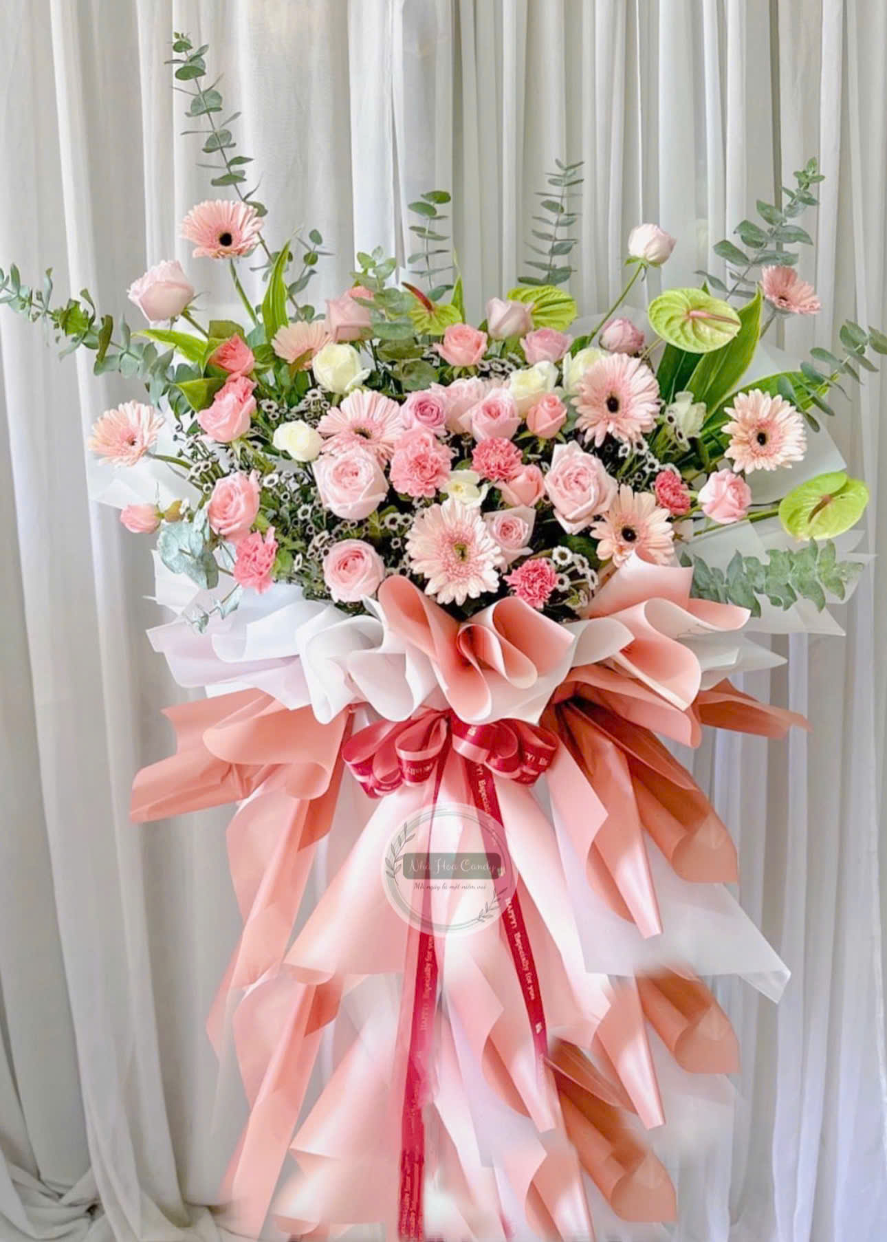 kệ hoa khai trương tưng bừng
